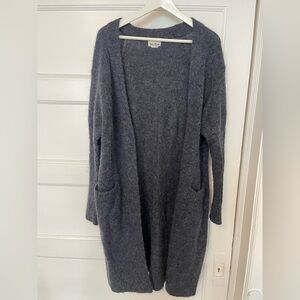 Studio Women's Gray Sweater